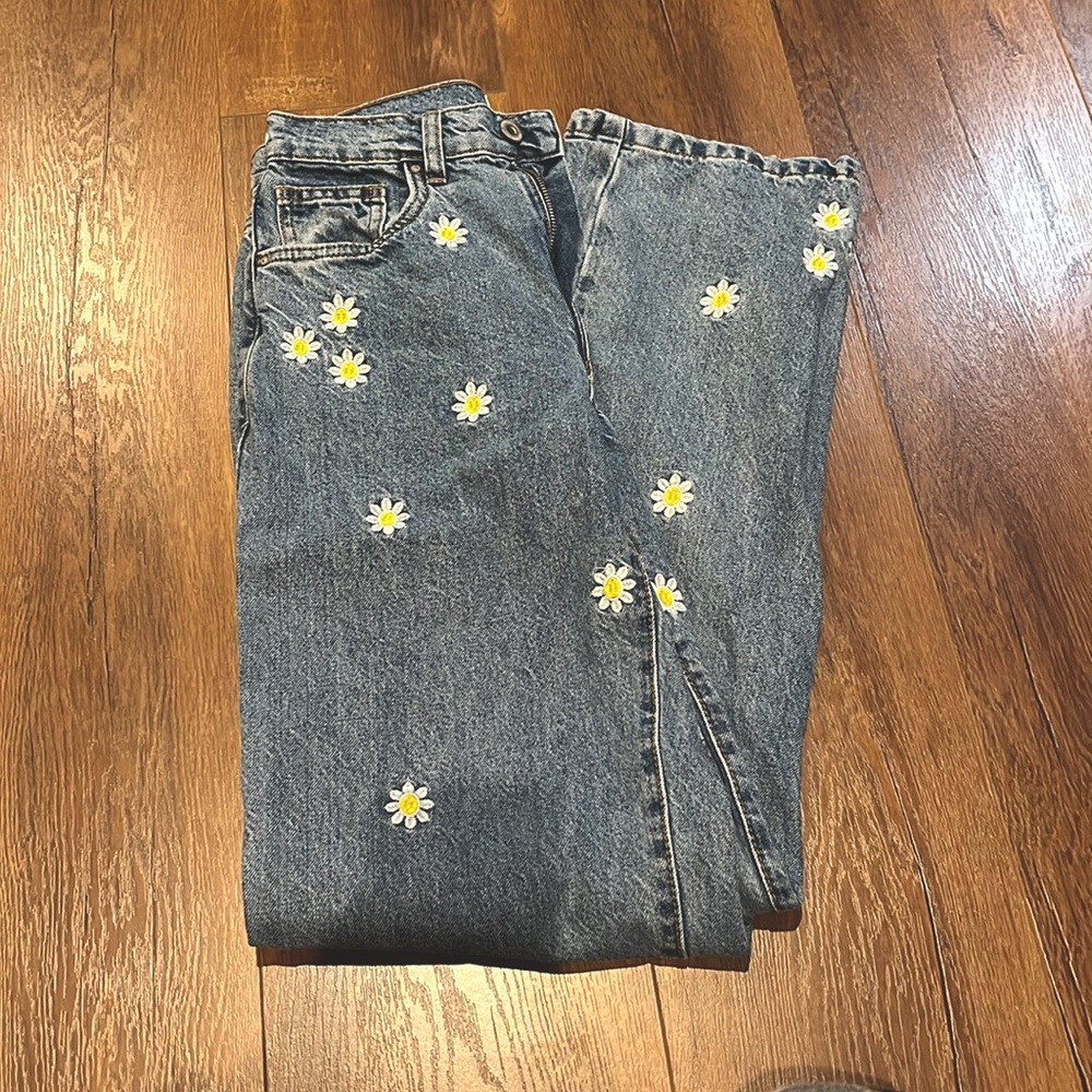 Cotton On Loose Straight Jean Daisy Pattern